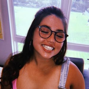 Meet your Posher, Zoee